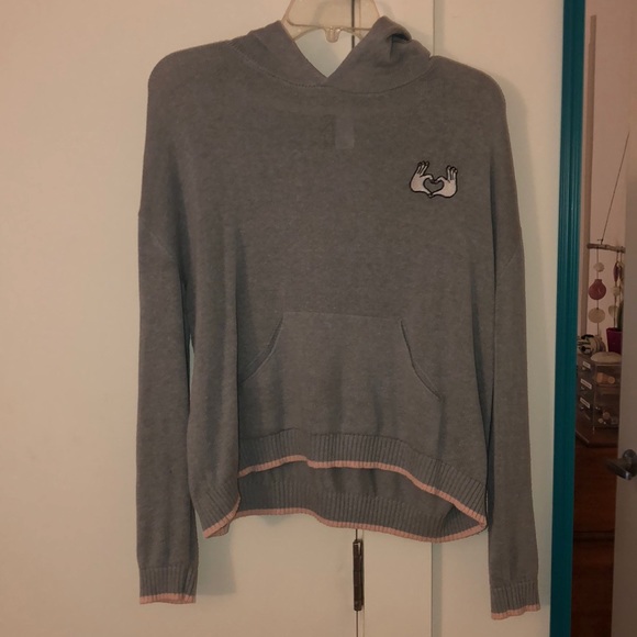 H&M crop knit sweater - Picture 1 of 3